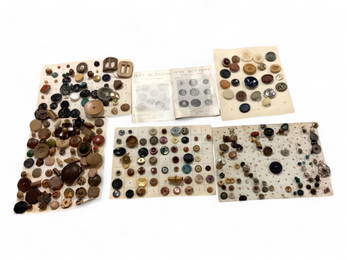 Assorted Vintage Buttons (Including Wooden, Plastic & Celluloid)