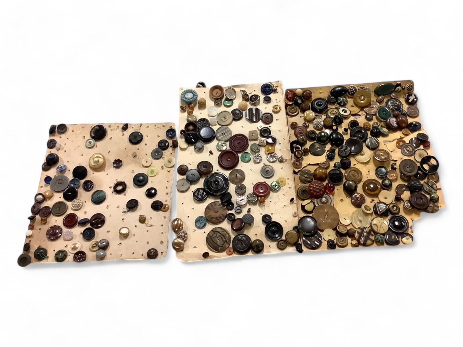 Assorted Vintage Buttons (Includes Carved and Celluloid) (1 of 5)