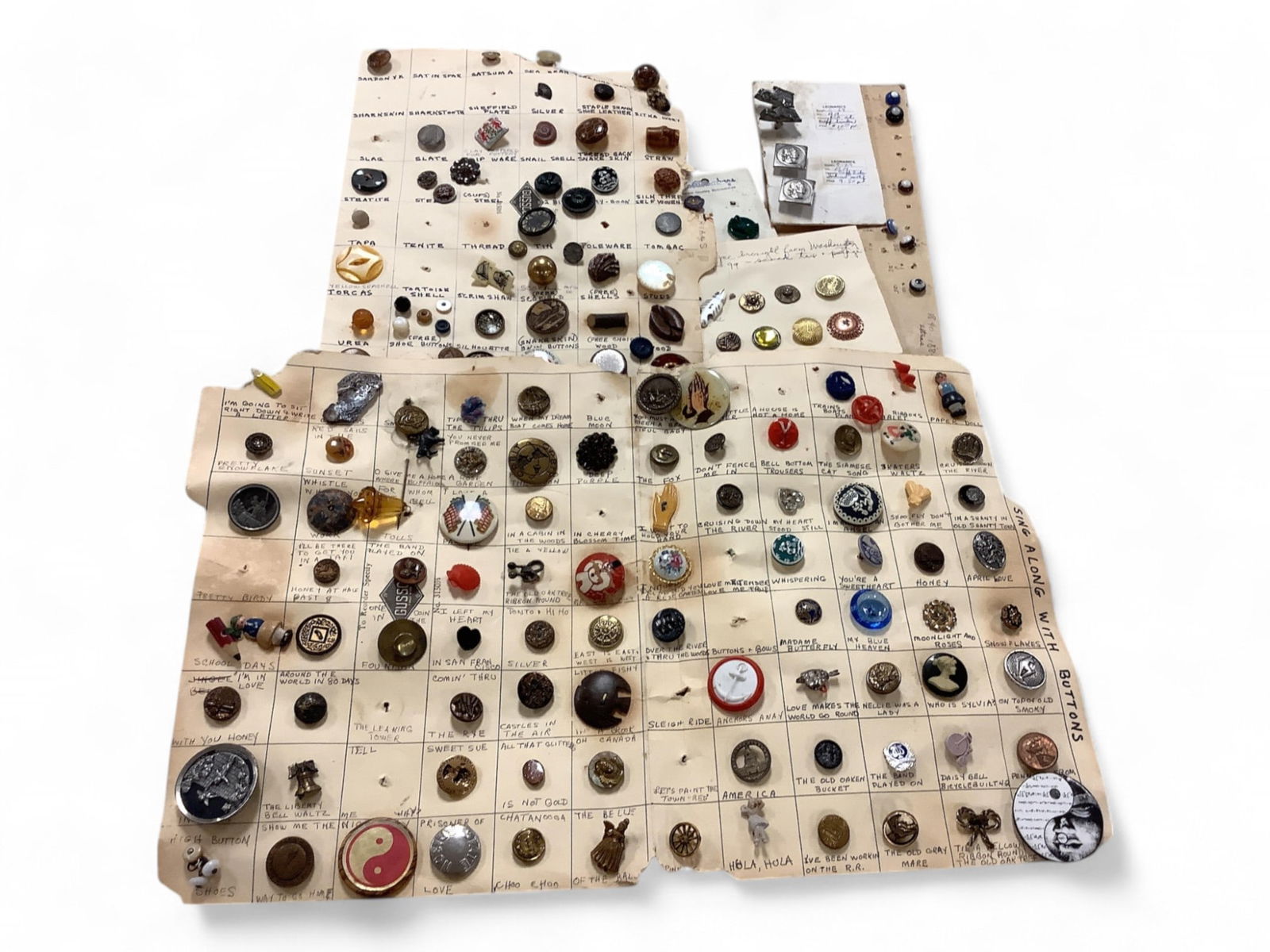 Assorted Vintage Buttons and Cuff Links (1 of 6)