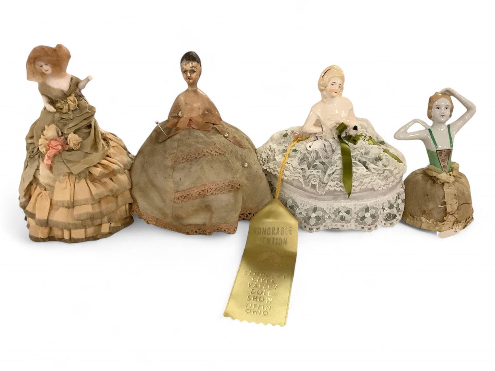 4 Half Dolls with Bases (1 of 8)