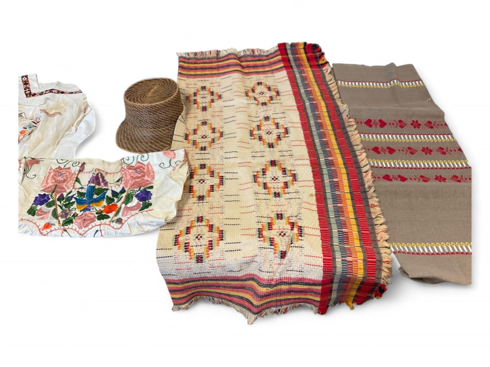 Vintage Textile Items (1 of 15)