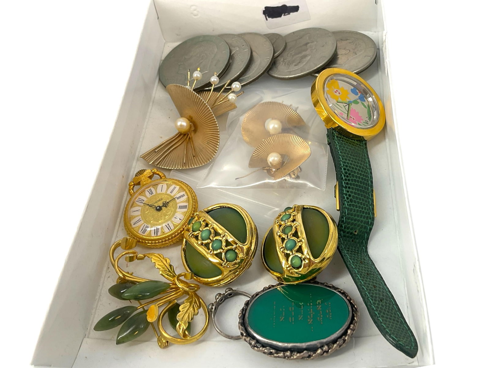 Assortment Of Jewelry, Coins & Accessories (1 of 10)