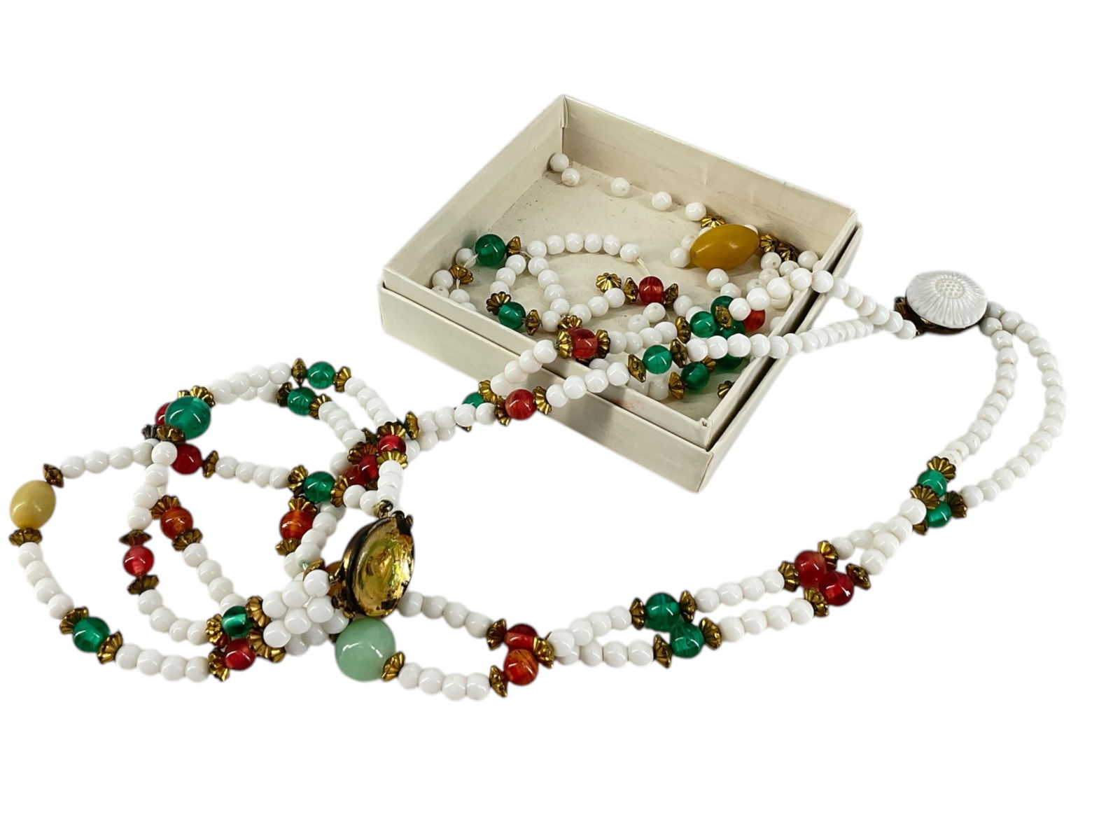 Vintage Glass Bead Necklace & More (1 of 6)