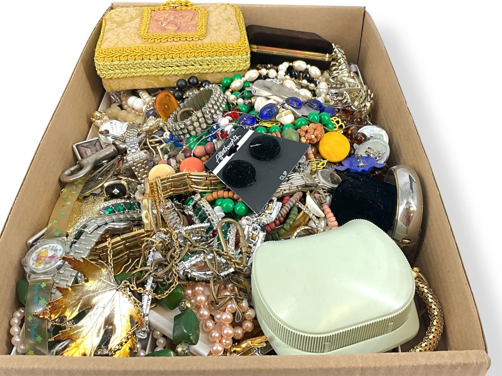 Assortment of Fashion and Costume Jewelry & Accessories (1 of 13)