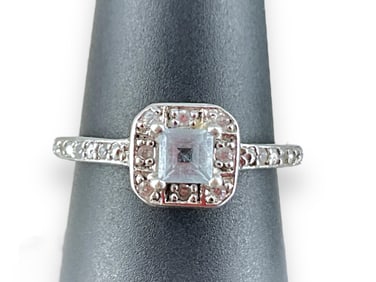 Sterling Silver and Aquamarine Stone Ring