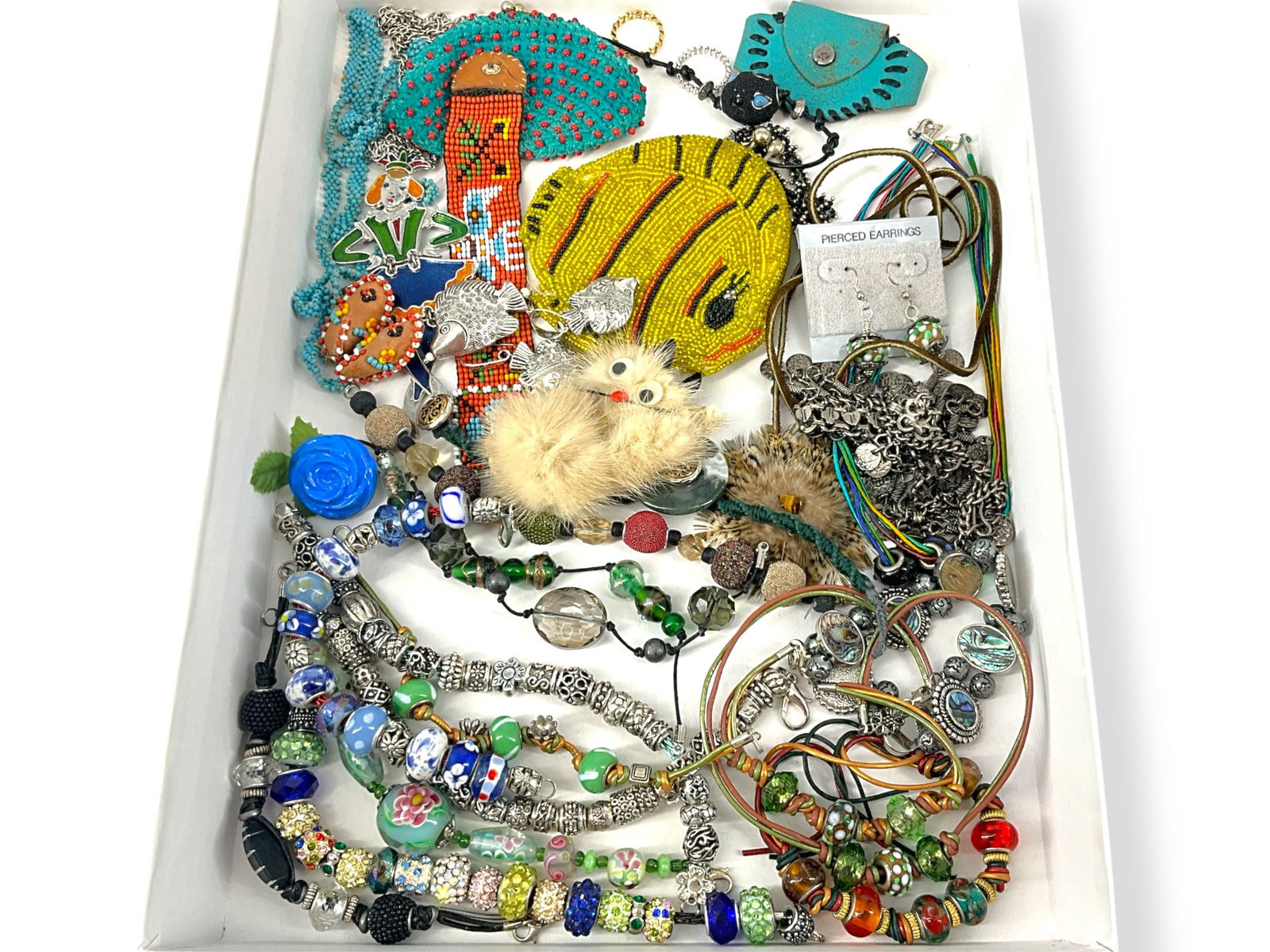 Over Ten Fashion Bracelets, North American Beaded Items, Leather Feather Necklace, Novelty Necklace (1 of 9)