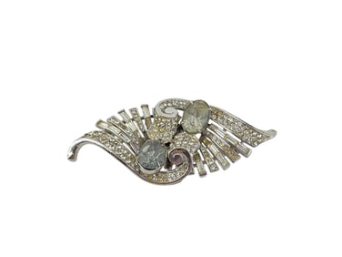 Darling Vintage Crystal Brooch
