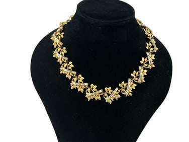 Fashion Necklace from Coro