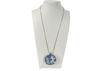Sterling Silver Chain Necklace with a Wedgwood Pendant