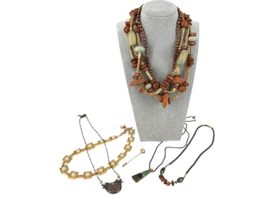 Pretty Faux Pearl Necklace, Bronze Color Pearl Necklace w/14k Clasp, Shell Necklace w/Inlaid Stone