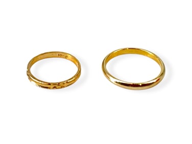 Two 10kt Yellow Gold Rings