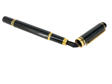 "Waterman" Brand Fountain Pen Made in France w/18k Nib