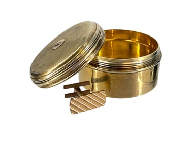 Fabulous Little Trinket Box in Silver and Gold