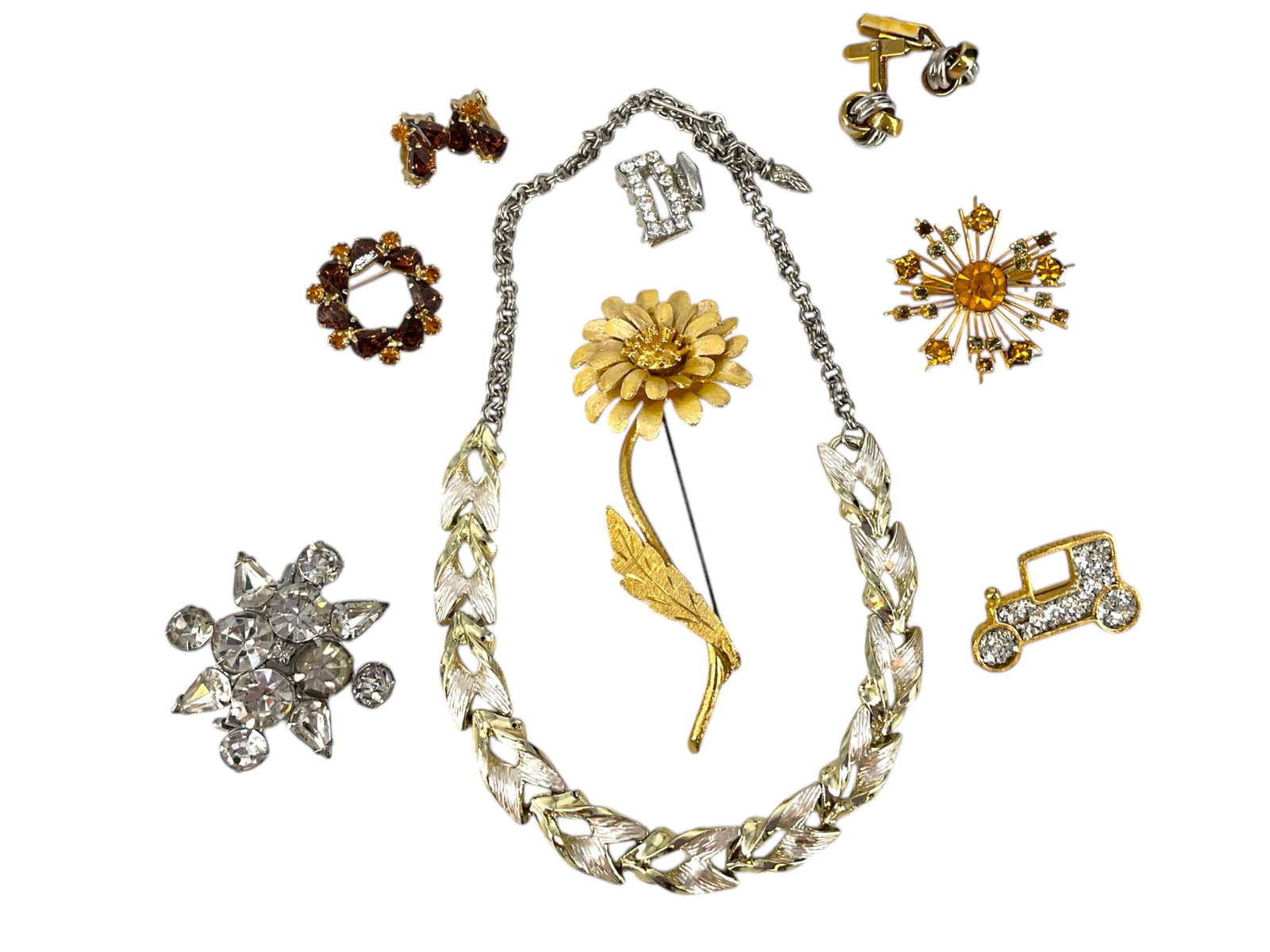 Vintage Jewelry: Lovely Large Flower Pin, Dual-Tone Choker Necklace, Matching Sparkly Circle Pin and: Vintage Jewelry: Lovely Large Flower Pin, Dual-Tone Choker Necklace, Matching Sparkly Circle Pin and Earrings, Dual-Tone Stamped "Swank" Cufflinks and More Attractive flower pin is made in gold-tone m