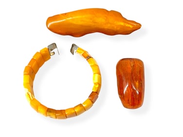 Three Amber Pieces: Butterscotch Beaded Bracelet, Lovely Natural Amber Brooch and Gorgeous Loose