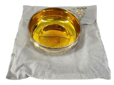 Little Porringer Bowl w/Handle