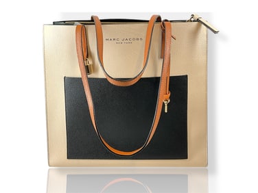 Stylish "MARC JACOBS NEW YORK" Colorblock Tote in the Larger Size