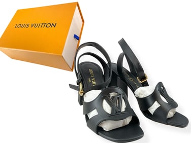 Like New Black Leather Louis Vuitton Black Leather Openwork Heels