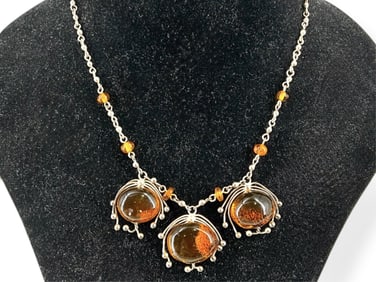 Necklace w/Amber Ornamentation