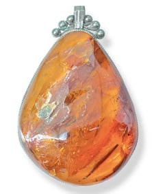 Showy Amber Pendant