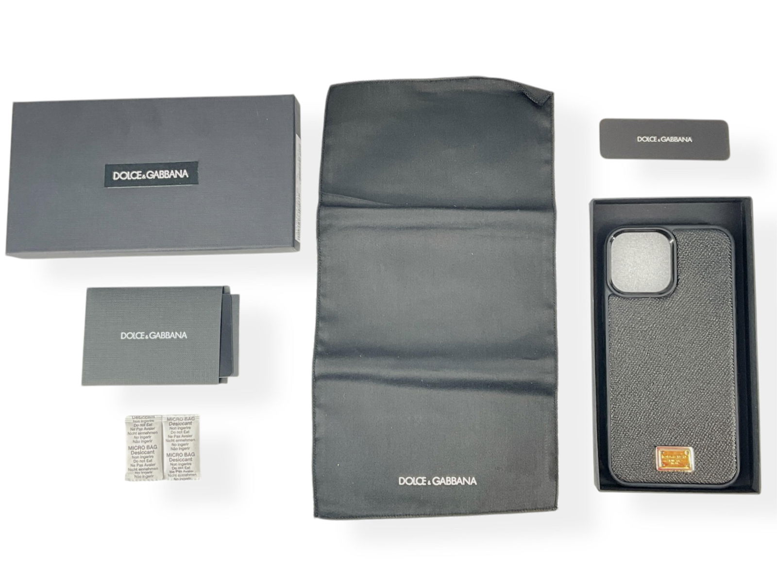 Dolce & Gabbana Phone Case (1 of 13)