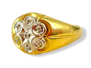 Menís Ring w/Diamond Accents