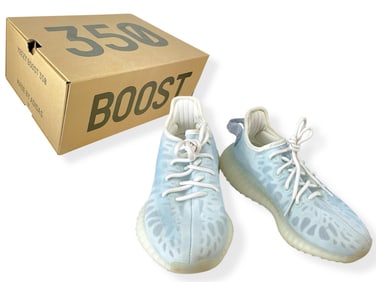 Like New Yeezy Boost 350 V2 Shoes