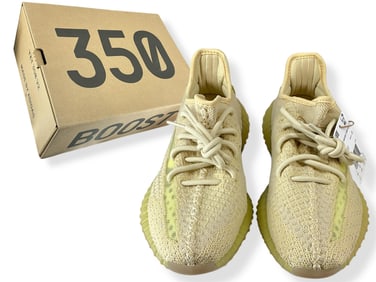 New With Tag Menís Yeezy Boost 350 V2