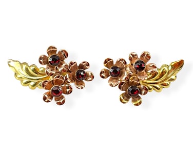 Gorgeous Floral Retro Earrings