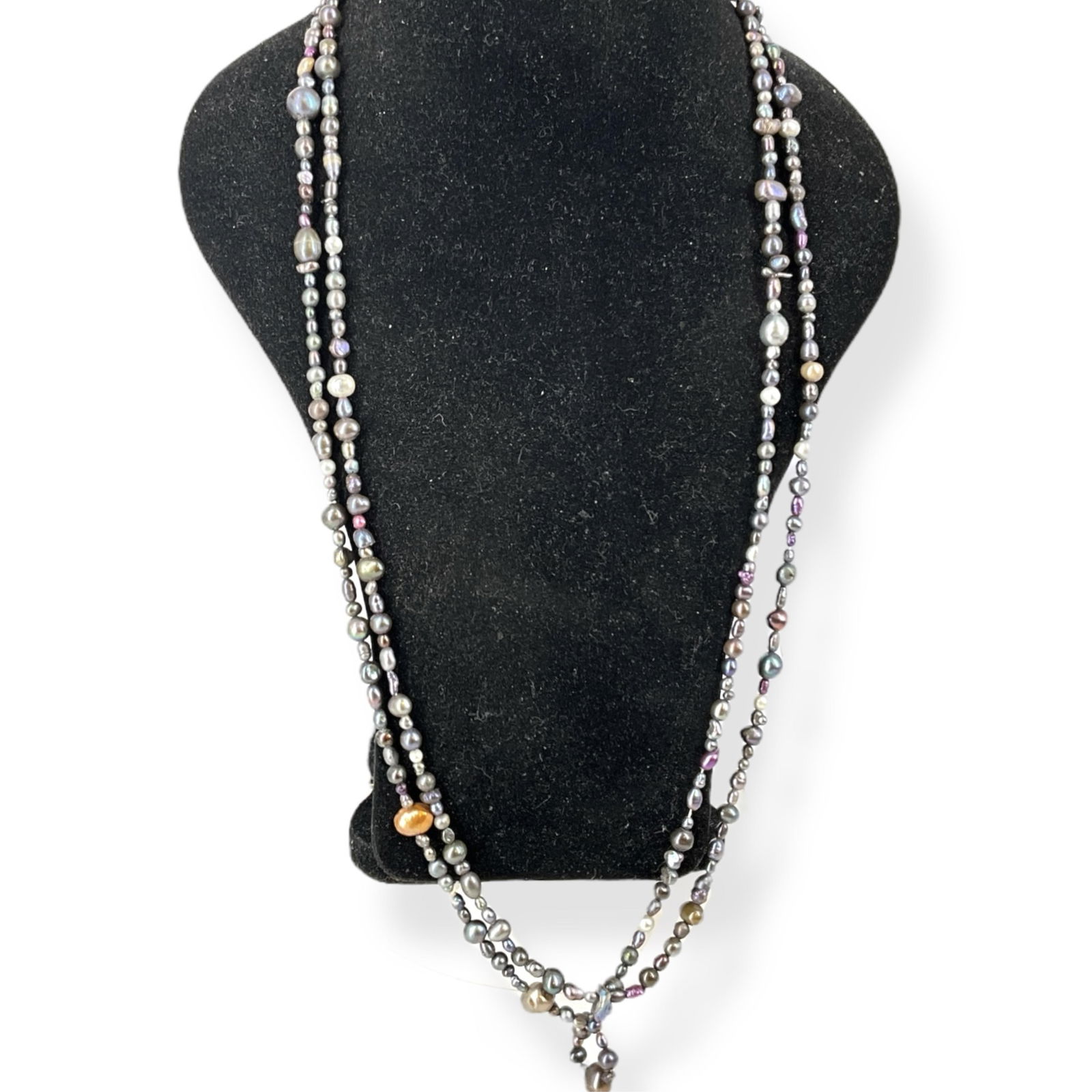 Mixed Pearls Necklace: Mixed Pearls Necklace60" in length, pearls measuring 2.5mm - 10.5mm in size, pearls have generally great nacre quality and have generally good luster, several pearls display orient. Dark color pe