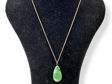 Gold-Filled Chain Necklace with a Carved Jade Pendant