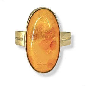 Antique Ring Hallmarked ì333î w/Amber Center