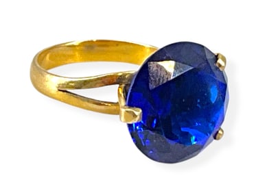 14kt Yellow Gold and Synthetic Blue Stone Ring