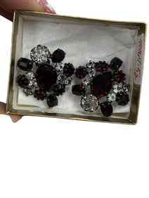 Signed ìSchreinerî Ruby Red Fashion Crystal Earrings