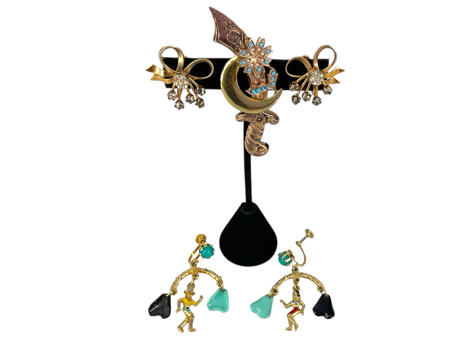 Vintage Sword Brooch Hallmarked ìSterling by Coro,î Vintage Gold-Filled Bow Earrings and Cute: Vintage Sword Brooch Hallmarked ìSterling by Coro,î Vintage Gold-Filled Bow Earrings and Cute Vintage Dangle Earrings with Dancing CoupleLot contains a sword brooch with tiny faux pearl and blue bea