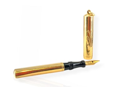 Tiny Vintage Nib Pen in 14k Gold