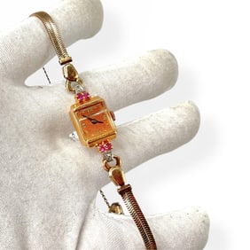 Ladies' Vintage Wrist Watch from Benrus - 14kt Gold Case
