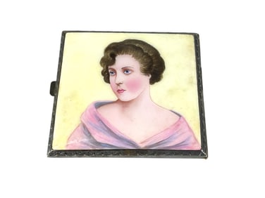 Beautiful Antique Compact/Cigarette Holder in Tested Silver w/Copper Featuring Portrait of a Lady