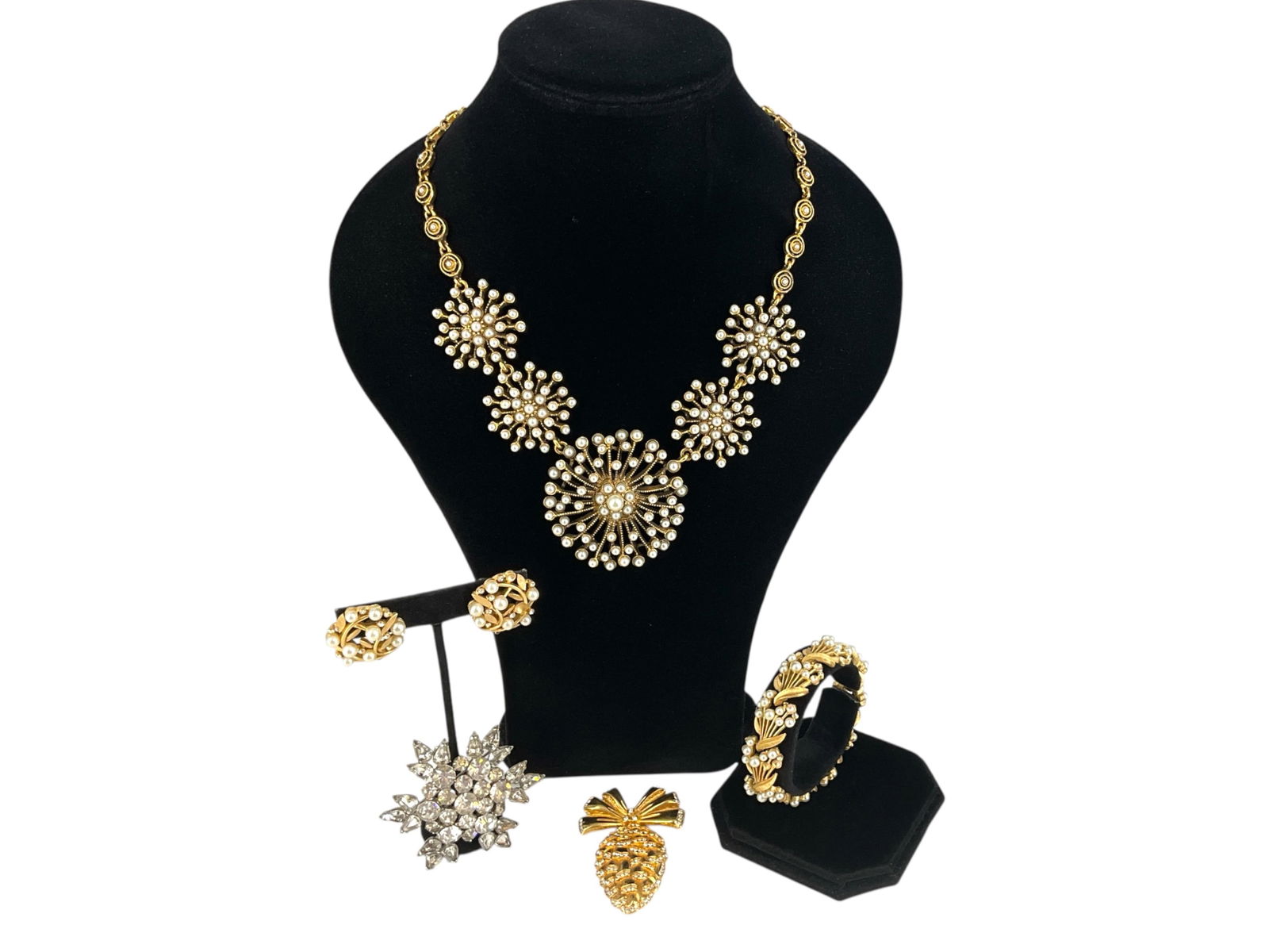 Signed "Weiss" Rhinestone Brooch, Swarovski Pin, Trifari Pieces and Large Fabulous Fashion Statement: Signed "Weiss" Rhinestone Brooch, Swarovski Pin, Trifari Pieces and Large Fabulous Fashion Statement NecklaceLot has a signed "Weiss" rhinestone fashion brooch @ 2 1/4" wide having a frame in silver-t