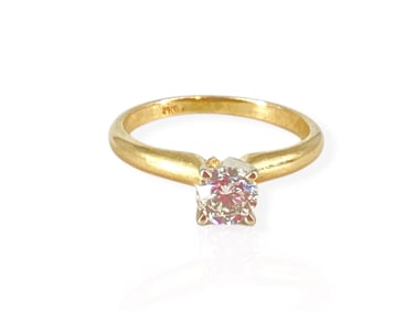 Diamond Solitaire Ring in Yellow Gold