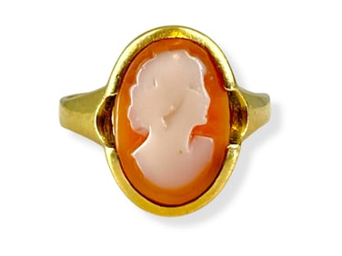 14k Yellow Gold Shell Cameo Ring