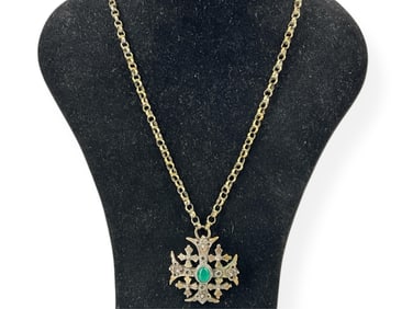 Vintage Silver Necklace and Pendant w/Chrysoprase Stone Center From Jerusalem
