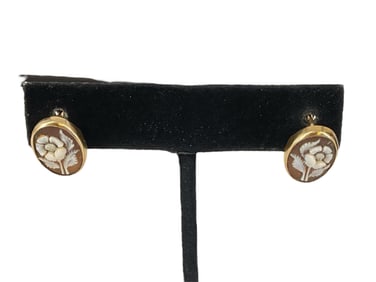 14kt Yellow Gold Cameo Earrings