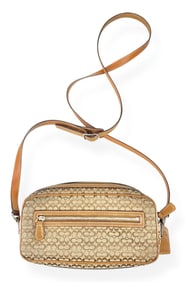 COACH Vintage Signature "C" Small Camera Bag Crossbody