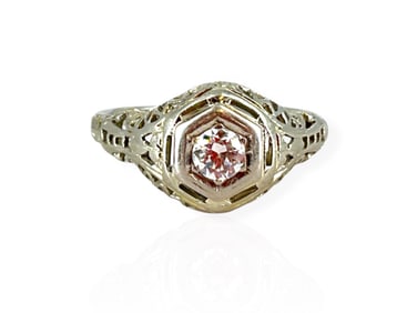 Vintage Diamond Ring w/Filigree Mounting in 18k White Gold
