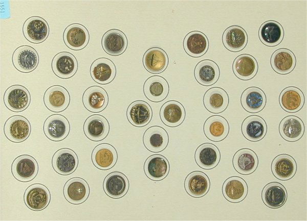 BUTTON CARD (42) SM METAL W/SHIP MOTIF: BUTTON CARD (42) SM METAL W/SHIP MOTIF