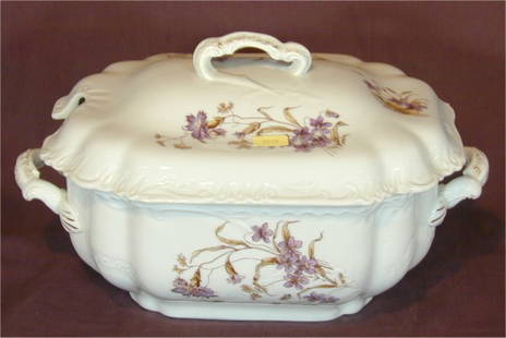 EARLY HAVILAND CHINA COV TUREEN 13"L: EARLY HAVILAND CHINA COV TUREEN 13"L