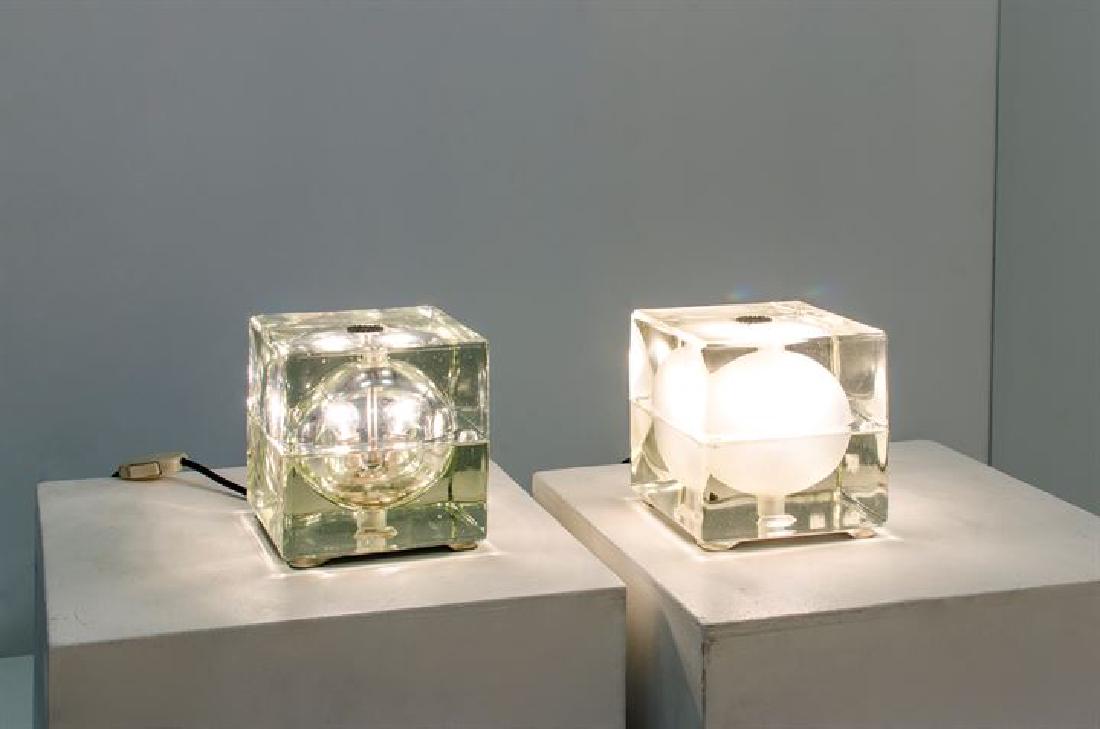 MENDINI ALESSANDRO_x000D_ Due Cubosfera: Vetro stampato con cavitÃ interna sfericaProd. Fidenza Vetraria anni '60cm 17,5x16x16Bibl.: Domus nÂ° 467, ottobre 1968, pag. 35