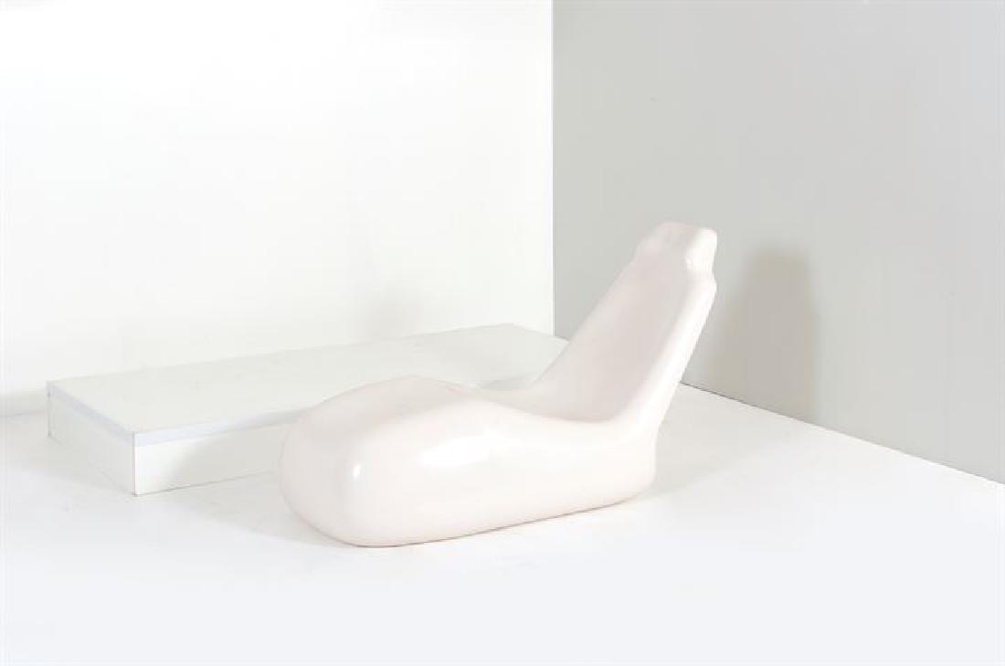 ROSSELLI ALBERTO_x000D_ Moby Dick: Chaise longue in fibra di vetro.Prod. Saporiti 1969cm 81,5x150x50Bibl.: Domus n. 481, dicembre 1969, inserzione pubblicitaria
