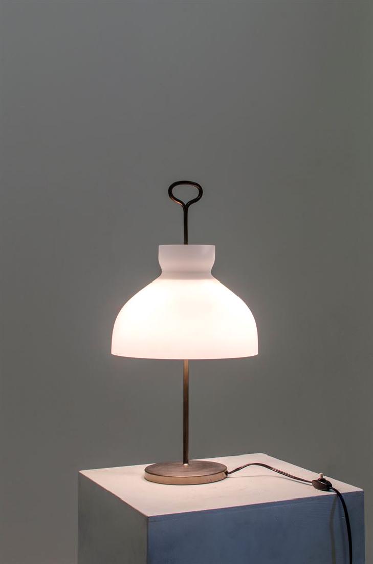GARDELLA IGNAZIO_x000D_ Lampada mod. Arenzano: Ottone e vetro opalino.Prod. Azucena anni '50cm 56x28Bibil.: Giuliana Gramigna, "Repertorio del Design Italiano1950-2000", Allemandi, 2011, pag. 49
